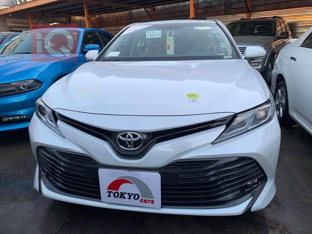 تۆیۆتا کامری